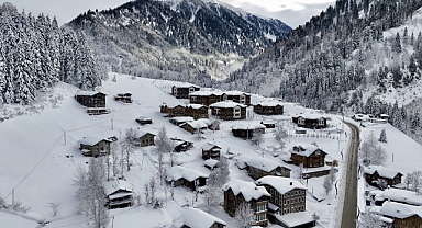 AYDER YAYLASI BEYAZA BÜRÜNDÜ