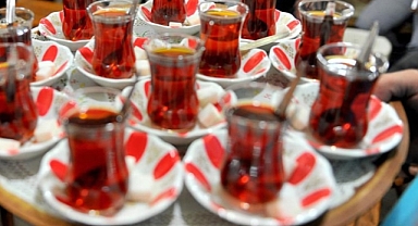 BAKANLIK 4 ÇAY MARKASINI İFŞA ETTİ... MİLLETE ZEHİR İÇİRMİŞLER!