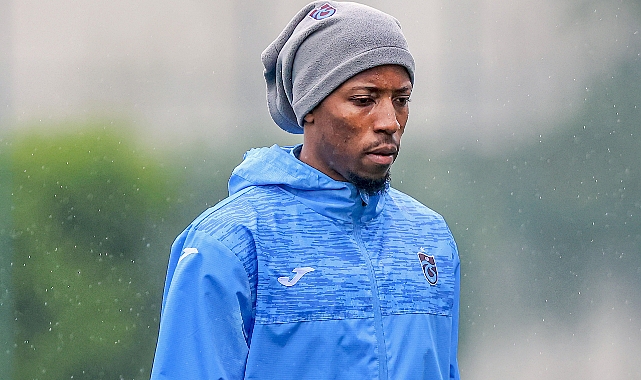 BANZA GÖZÜNÜ KRALLIĞA DİKTİ