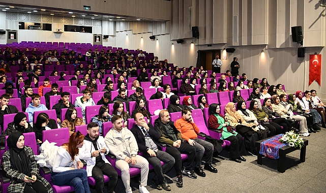BÜYÜKŞEHİR'DEN ÜNİVERSİTE ADAYLARINA DESTEK SEMİNERİ