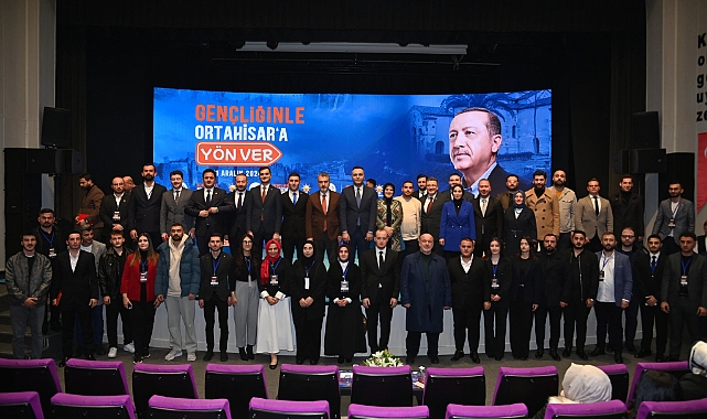 GENÇ: CUMHURBAŞKANIMIZIN VİZYONU GENÇLERİMİZİN OMUZLARINDA YÜKSELECEK