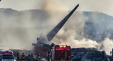 HAVADA FELAKET: 175 YOLCU TAŞIYAN UÇAK DÜŞTÜ