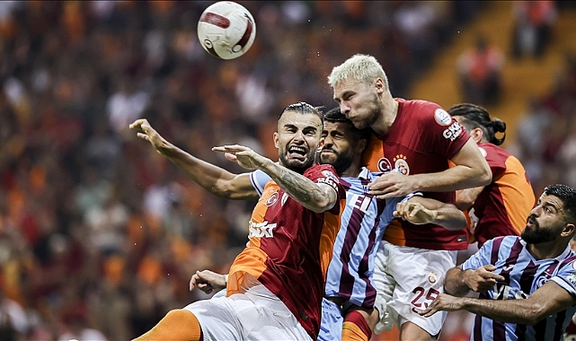 İŞTE DEV DERBİNİN İLK 11'LERİ