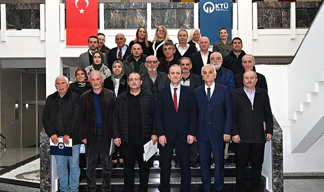 KTÜ'DE EMEKLİLERE VEDA TÖRENİ