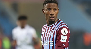 SİMON BANZA SAÇ BAŞ YOLDURDU!