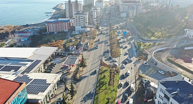 SÖĞÜTLÜ KAVŞAĞINDAKİ TRAFİK SORUNU ÇÖZÜLDÜ