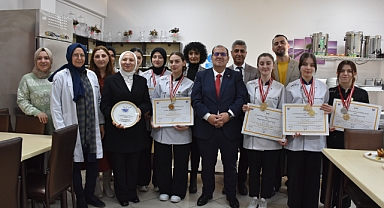 TRABZONLU ÖĞRENCİLER YEMEK YARIŞMASINDA ZİRVEYE ÇIKTI