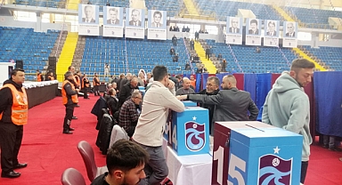 TRABZONSPOR'UN KONGRESİNDE OY VERM İŞLEMİ BAŞLADI