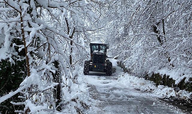 ULAŞIMA KAR ENGELİ... 79 KÖY YOLU KAPANDI