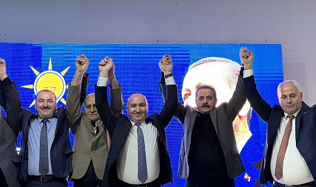 AK PARTİ ARDANUÇ'TA BAŞKAN YÜKSEL