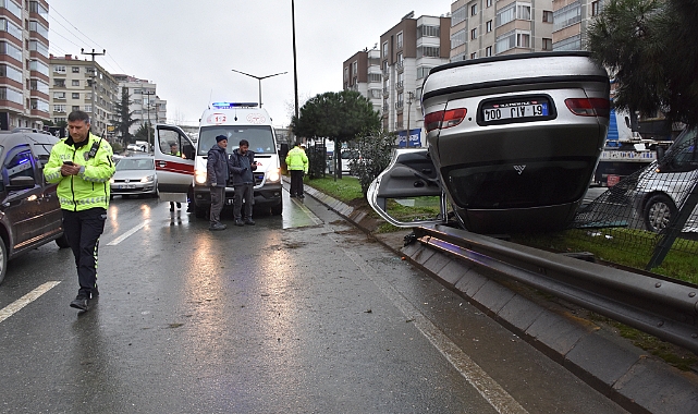 AKÇAABAT'TA FECİ KAZA: 2 YARALI