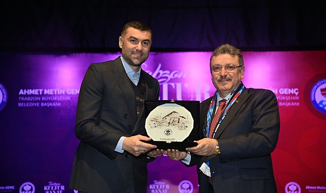 BURAK YILMAZ'DAN BAŞKAN GENÇ'E ÖVGÜ DOLU SÖZLER
