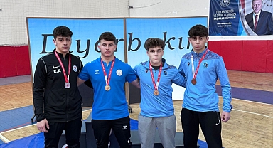 BÜYÜKŞEHİR'İN SPORCULARI GURURLANDIRDI