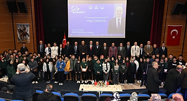 ÇUVALCI:DEĞİŞİMİN PARÇASI OLUN, ÜLKEMİZİN GELECEĞİNE DAMGA VURUN