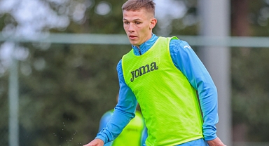 HUZURLARINIZDA DANYLO SİKAN