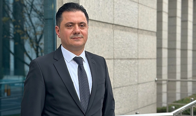 İŞTE AK PARTİ ORTAHİSAR'IN YENİ YÖNETİMİ