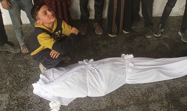 KATİL İSRAİL, GAZZE'YE YİNE SALDIRDI: 77 ÖLÜ