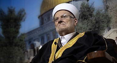 MESCİD-İ AKSA İMAM HATİBİ TRABZON'DA CUMA NAMAZI KILDIRDI