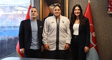 MİLLİ BOKSÖR HAVVANUR TRABZONSPOR'DA