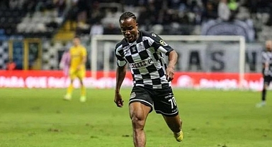 ONYEMAECHİ TRANSFERİ TIKANDI... BOAVİSTA YÜKSEKTEN UÇTU...