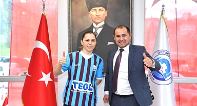 ORTAHİSAR KADIN HENTBOL TAKIMI GÜCÜNE GÜÇ KATTI