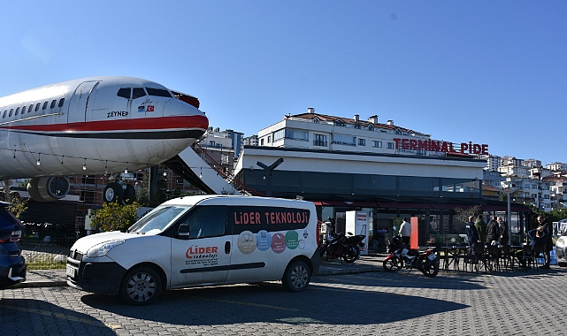 RESTORANDA KORKUTAN YANGIN!