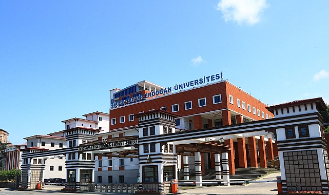 RTEÜ'DE ÖĞRETİM GÖREVLİSİ GÖREVDEN UZAKLAŞTIRILDI!