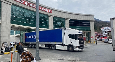 SARP SINIR KAPISINDA İHRACAT VE TİCARET HACMİ ARTTI