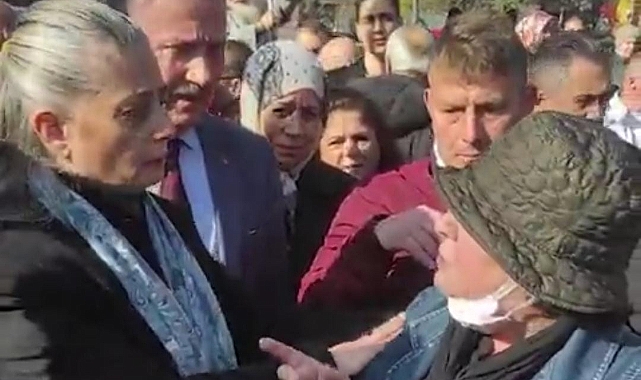 SİZE EMİR VERİYORUM, ORADA OTURMAYACAKSINIZ!