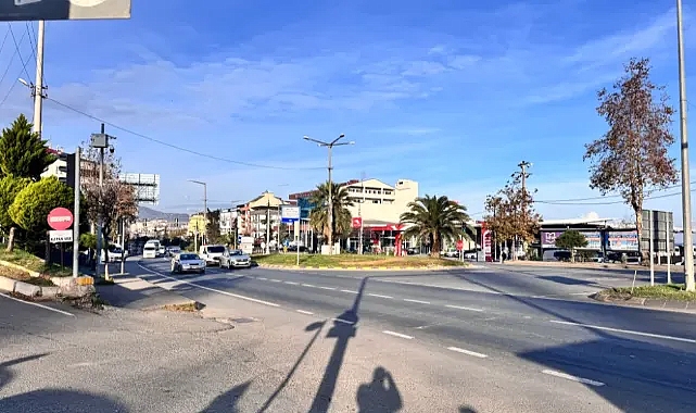 SÖĞÜTLÜ KAVŞAĞI İHTİYACA CEVAP VERMİYOR!