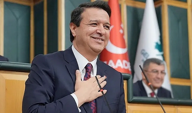 SP LİDERİ TÜİK ÖNÜNDE ENFLASYON RAKAMLARINI PROTESTO ETTİ