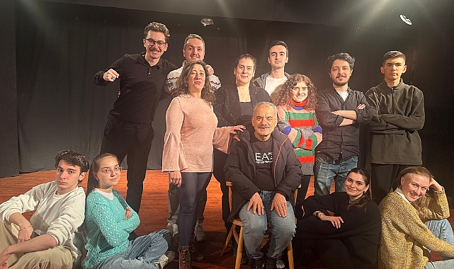 'YAŞASIN BOŞANIYORUZ' SEYİRCİYLE BULUŞUYOR... BU OYUN KAÇMAZ...