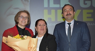 AK PARTİ ARTVİN KADIN KOLLARI ALKAN'A EMANET 