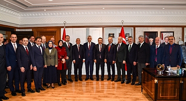 BAKANLARDAN BAŞKAN GENÇ'E DESTEK SÖZÜ