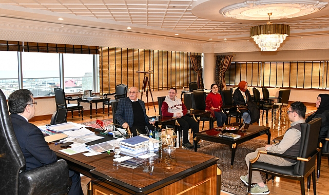 BAŞKAN GENÇ’TEN DOWN SENDROMLU BİREYLERE TAM DESTEK