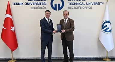 BAŞKAN HİSOĞLU'NDAN REKTÖR ÇUVALCI'YA ZİYARET 