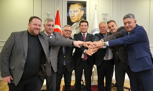 BAŞKAN KAYA A TAKIMI İLE GÖVDE GÖSTERİSİ YAPTI