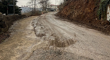 BEŞİKDÜZÜ'NDEKİ O YOL ULAŞIMA AÇILDI... BÜYÜKŞEHİR'E TEŞEKKÜR 