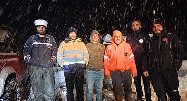 BEYAZ ESARETTEN KURTARDILAR... TİSKİ EKİPLERİ İŞBAŞINDA