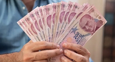 ÇALIŞAN EMEKLİLERİN MAAŞI KESİLECEK!