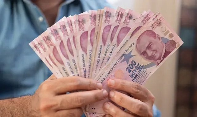 ÇALIŞAN EMEKLİLERİN MAAŞI KESİLECEK!