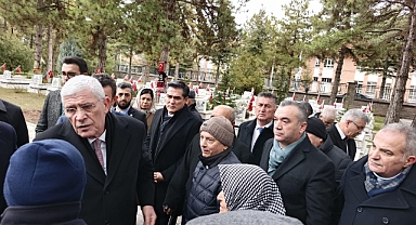 DERVİŞOĞLU, ESKİŞEHİR'DE HAVA ŞEHİTLİĞİNİ ZİYARET ETTİ