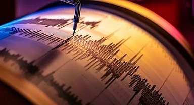 EGE'DE BİR DEPREM DAHA... 