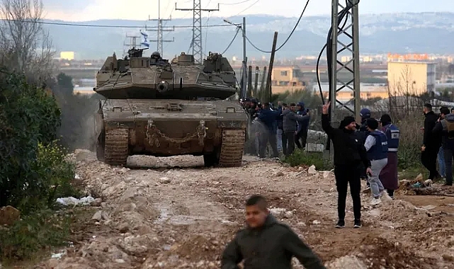 İSRAİL, SURİYE'NİN GÜNEYİNİ İŞGAL ETTİ