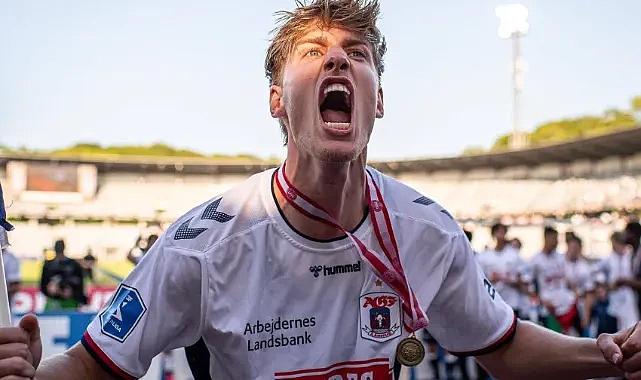 KRİTENSEN CEP YAKTI!