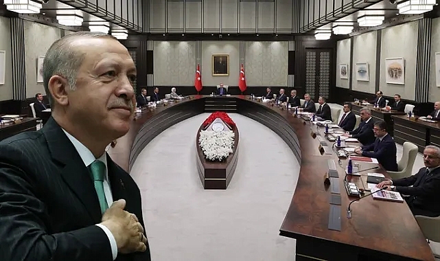 KULİSLERDE KABİNE DEĞİŞİMİ KONUŞULUYOR