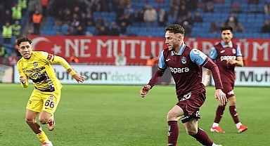 MUSTAFA ESKİHELLAÇ: FUTBOLA YENİ BAŞLAMIŞ GİBİYİM