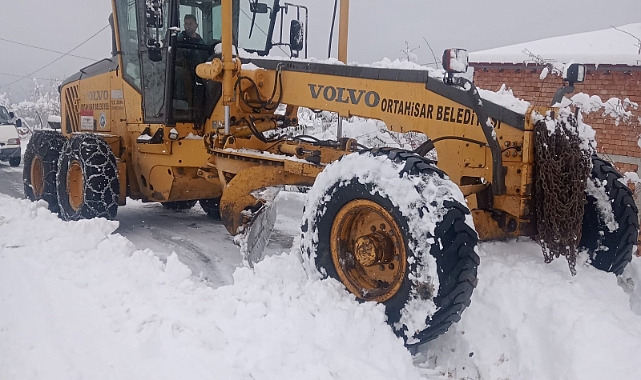 ORTAHİSAR KARLA MÜCADELDE 7/24 SAHADA