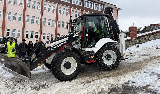 ORTAHİSAR OKUL BAHÇELERİNİ GÜVENLİ HALE GETİRDİ