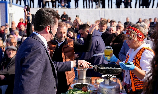 TRABZON, FAROZ LİMANI'NA AKIN ETTİ